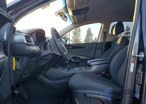 2017 Kia Sorento Lx из США, поврежденный, VIN 5XYPG4A38HG285143